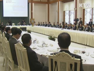 이 대통령 "G20서 환율 문제 합의 노력"