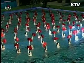 北, 식량난 속 '김 위원장 생일 행사'