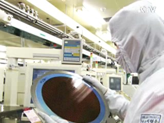 IMF "한국 올해 3.25% 성장 그칠 수도"