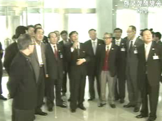 특별수행원 활동본격화