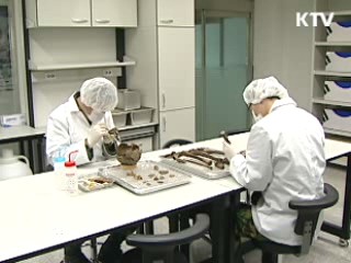 6·25 전사자 3인 유해 '가족 품으로'