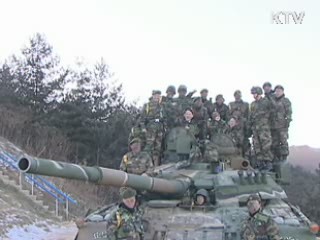 유인촌 문화부 장관, 군 부대 위문