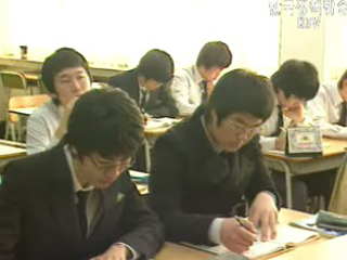 가족 친밀감 ‘줄어’