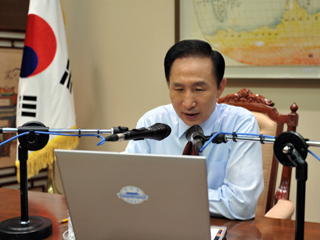 이 대통령 라디오 연설