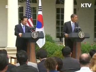 이 대통령 "북, 과거 방식 안통해"