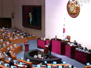 한명숙 총리 `부동산 장기적 관점에서 봐달라`