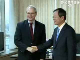 힐 차관보 방한, 6자회담 현안 논의