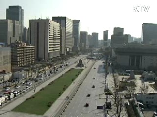 "광화문광장 설계변경 검토 미흡···도로 침하·파손"