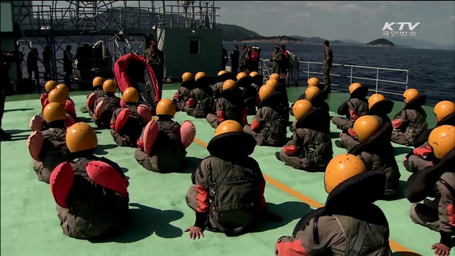 "반드시 살아남는다"…조종사 '생환 훈련'