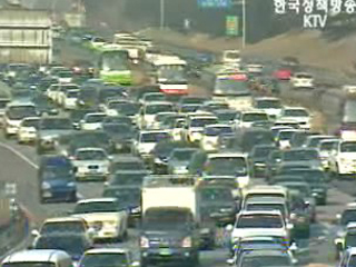 17일 눈, 비, 귀성길 교통정체 영향