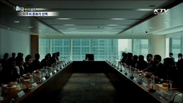 가을에도 꽃 핀 대중문화가