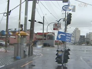 태풍 상처···도움 손길 절실