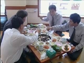 손 자주 씻고 증상 발견시 신고