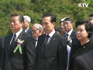 이 대통령 "안보 위협에 타협 없어"