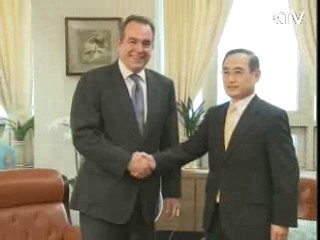 "도발에 보상 없어"···'포괄적 패키지' 협의