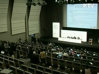 선진-개도국 가교 역할로 주도권 잡기