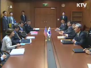 세일즈 외교로 원전 수출, FTA 진전