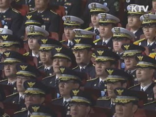 이 대통령 "경찰, 토착·교육·권력비리 뿌리 뽑아야"