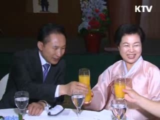 이 대통령 "문화 함께 공유하는 게 중요"