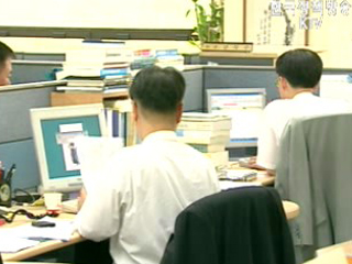 2월 실업률, 전년 동월 대비 ‘0.4%p 하락‘